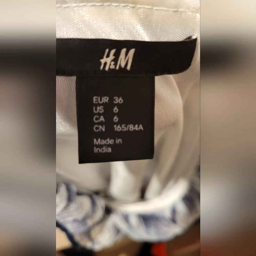 H&M Ruffle Dress - Picture 8 of 8